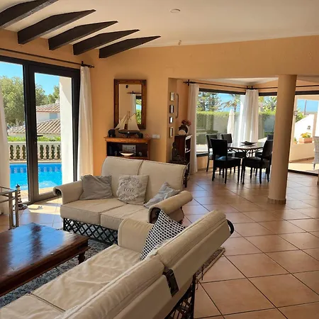 Balcon Al Mar Villa *