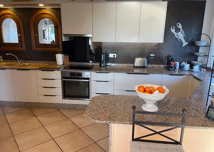 Balcon Al Mar Villa *